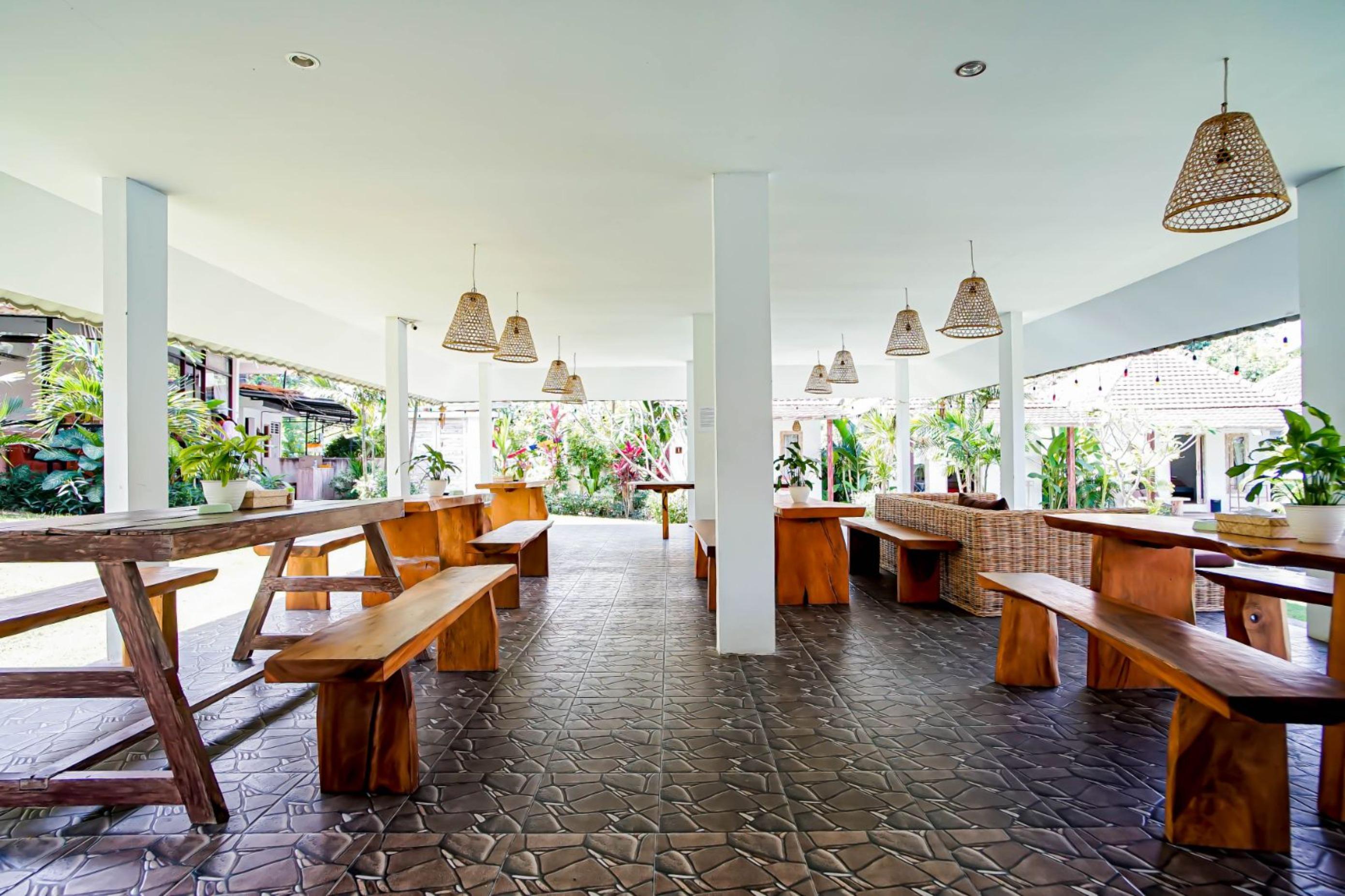 Agung Wiwin Homestay & Restaurant Mengwi Eksteriør bilde