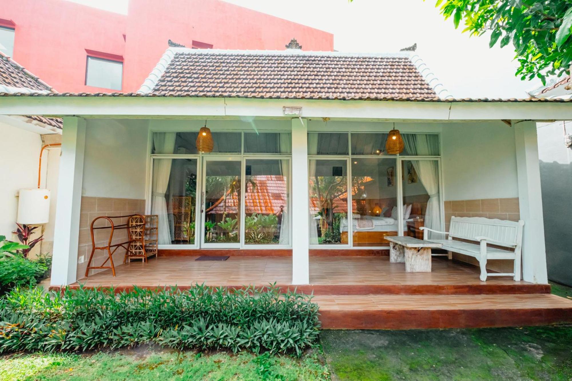 Agung Wiwin Homestay & Restaurant Mengwi Eksteriør bilde